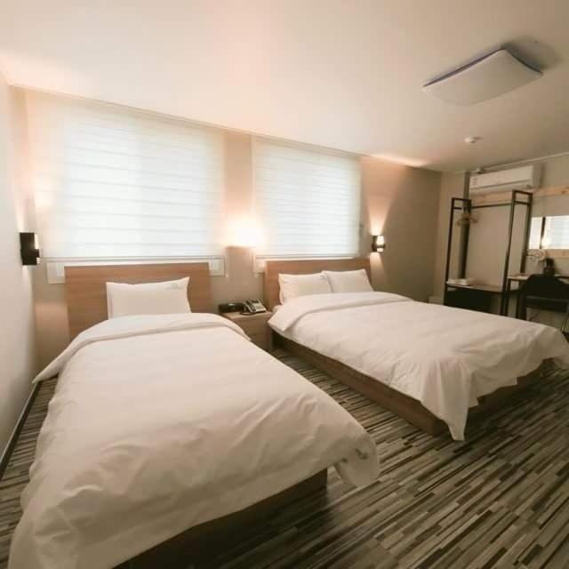 Stay Pohang Hotel Exteriér fotografie